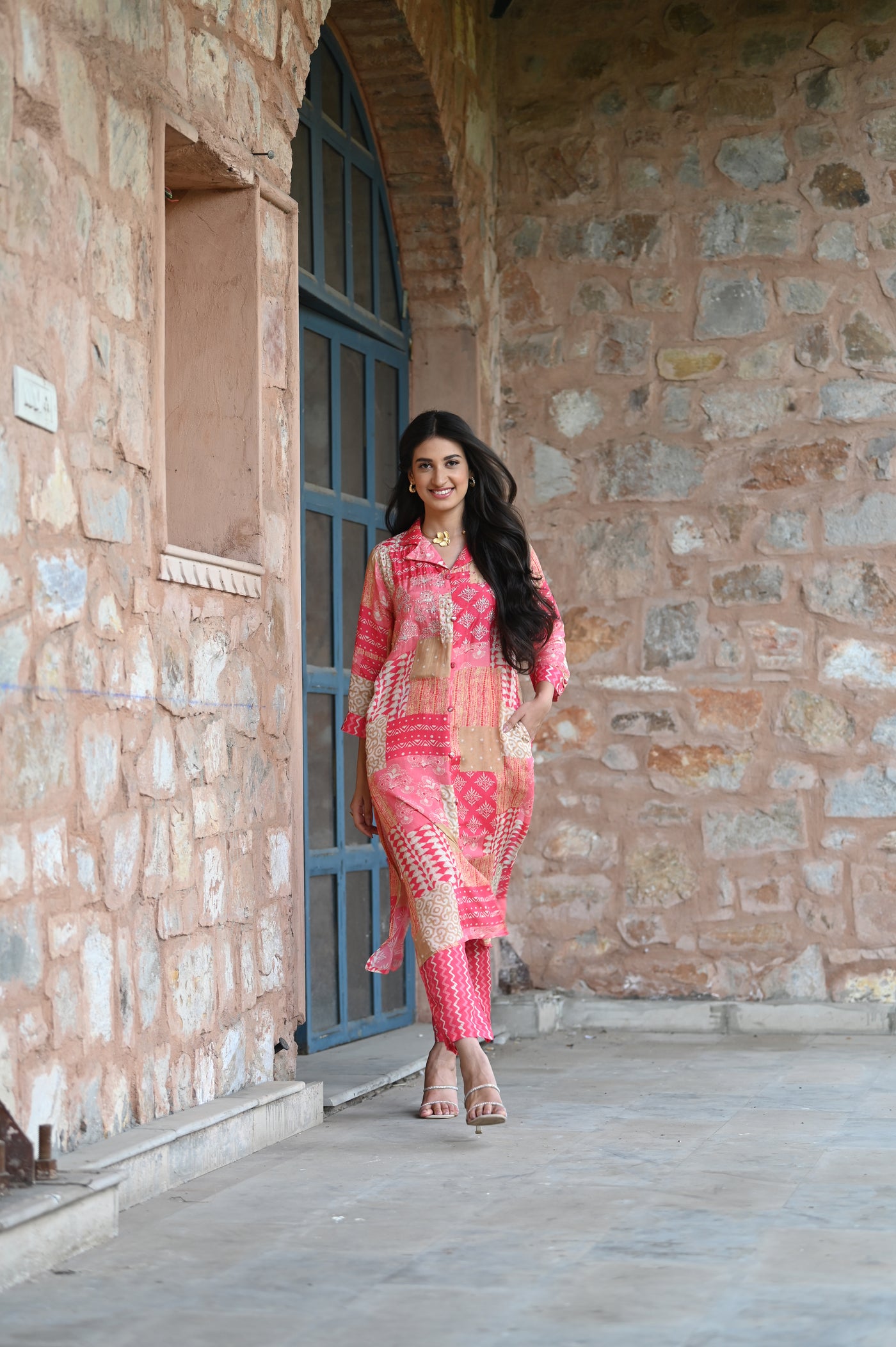 Delicate Peach and Pink Patch Print Muslin Kurta Set with Spread Work