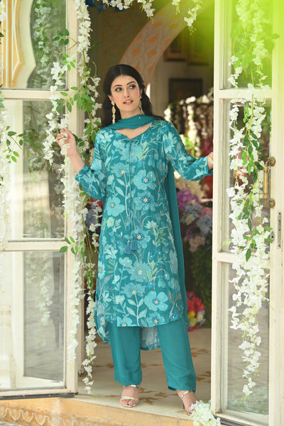 Rama Green Muslin Suit with Spread Sequence and Gota Work with Chiffon Dupatta