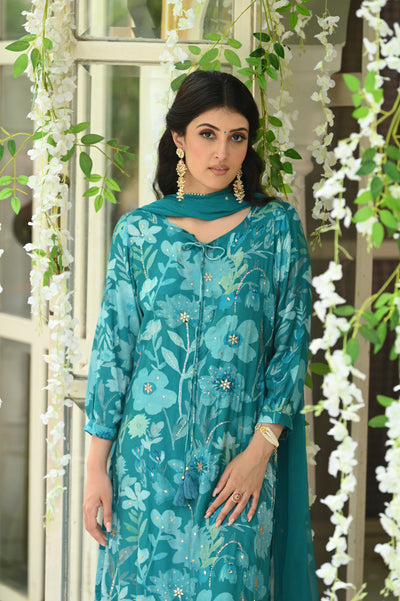 Rama Green Muslin Suit with Spread Sequence and Gota Work with Chiffon Dupatta