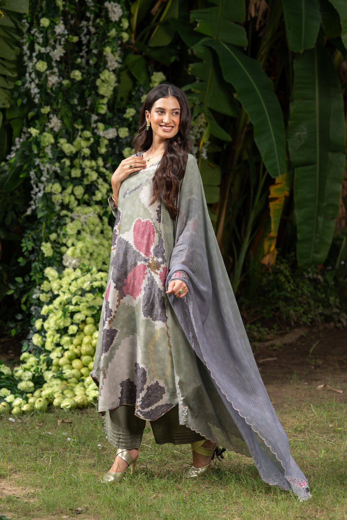 Geometric Green Floral Print Muslin Shimmer Suit Set with Thredle Work Handwork and Organza Zari Dupatta with Embroidered Cut Work and Scallope Pattern