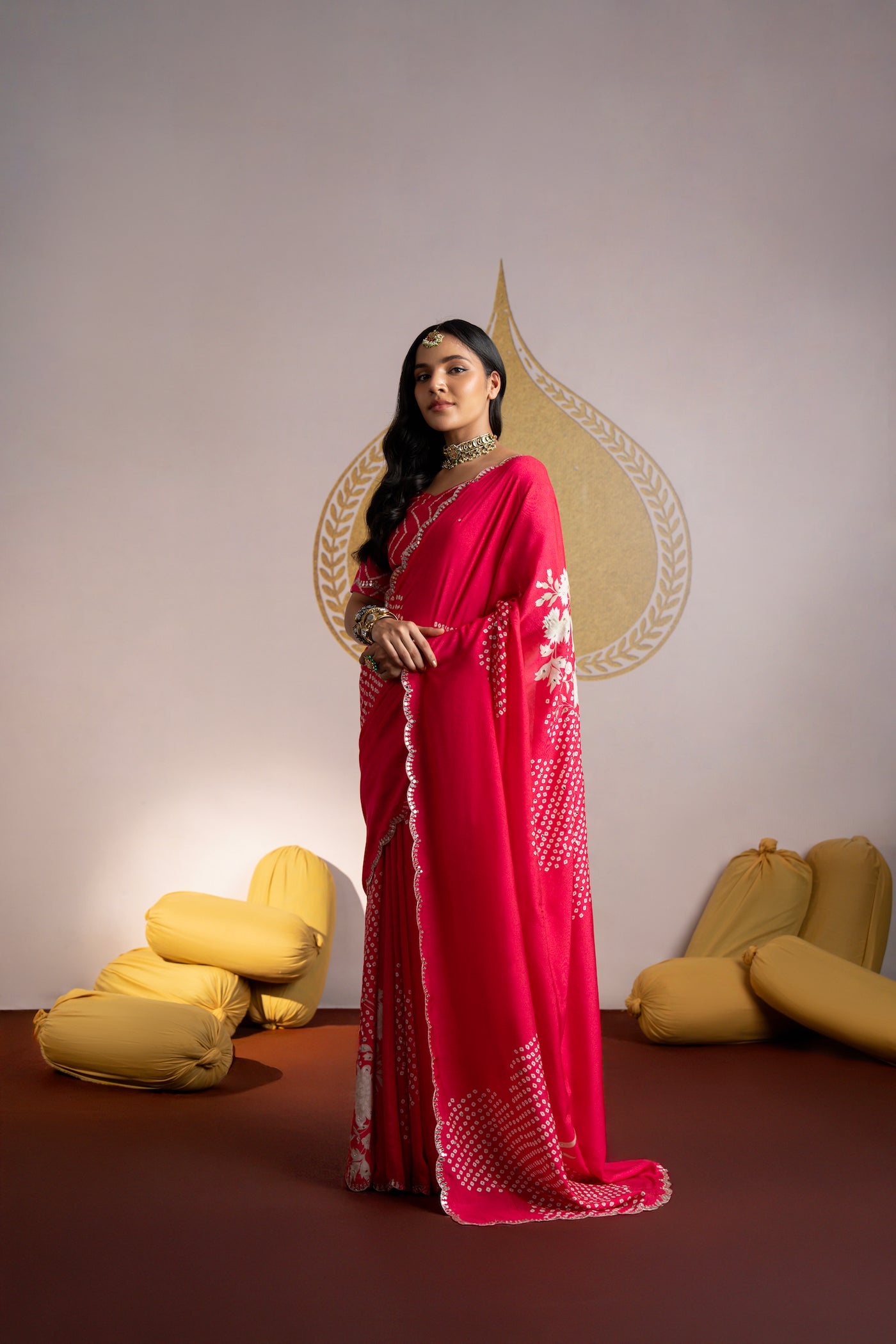 Reddish Pink Placement Bandhani With Scallope Mirror Work Crepe Saree